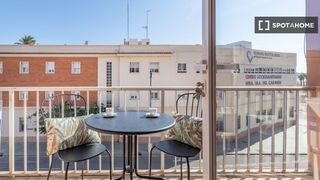 Alquiler Piso en El Cabanyal-El Canyamelar. Piso de 3 habitaciones en cabanyalcanyamelar, valencia.
