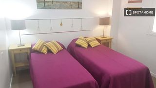 Affitto Appartamento in Russafa. Moderno apartamento estudio muy cerca de ciudad de las artes y l