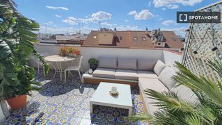 Location Appartement à Nou Moles. Se alquila apartamento de 2 habitaciones en nou moles, valencia.