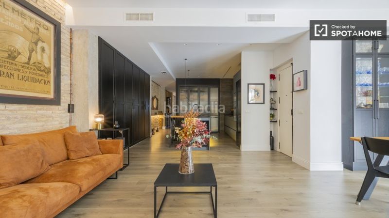 Foto 0ea8def9-445e-48ee-ae1a-b86aa3837330. Rent flat with heating in Russafa Valencia