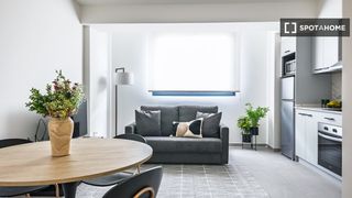 Location Appartement à Nou Moles. Se alquila piso de 1 dormitorio en nou moles, valencia.