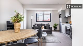 Location Appartement à Nou Moles. Se alquila piso de 1 dormitorio en nou moles, valencia.