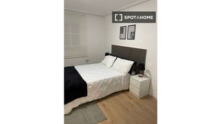 Miete Etagenwohnung in Aiora. Piso entero de 3 habitaciones en valencia.