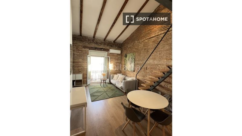 Foto a0f134b1-be91-4da3-941c-ce8470e0ff21. Rent flat with heating in Russafa Valencia