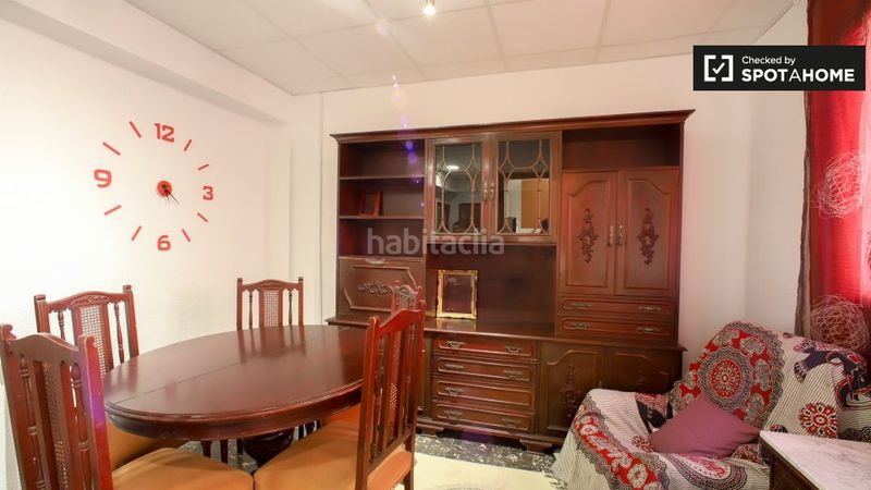 Alquiler Piso  en  Tres Forques. Amplio apartamento de 3 dormitorios en alquiler en lolivereta.