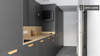 Rent Flat in La Bega Baixa - Plaza Xúquer. Apartamento tipo estudio en alquiler en la bega baixa, valencia