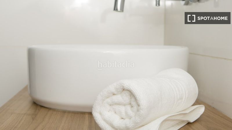 Foto 900cd1d0-708a-487e-be58-0d2fc996917a. Rent flat with heating in Barrio de Patraix Valencia
