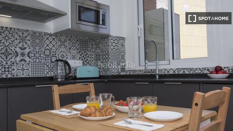 Foto d61d0ba3-37e3-4601-bde2-fd8bb17e9218. Rent flat with heating in Barrio de Patraix Valencia