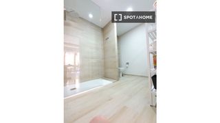 Rent Flat in Russafa. Apartamento de 2 dormitorios en alquiler en russafa, valencia