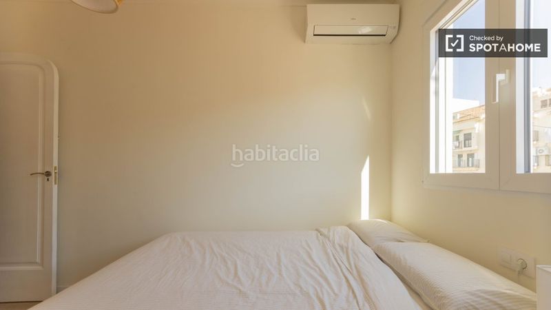 Foto 4bcab03d-5123-431e-8b0b-b6ea6733c003. Lloguer pis amb calefacció a Russafa Valencia
