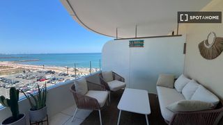 Affitto Appartamento in Playa del Puig. Piso de 3 habitaciones en alquiler en el puig de santa maria