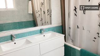 Rent Flat in Sant Antoni. Piso de 4 habitaciones en alquiler en sant antoni, valencia