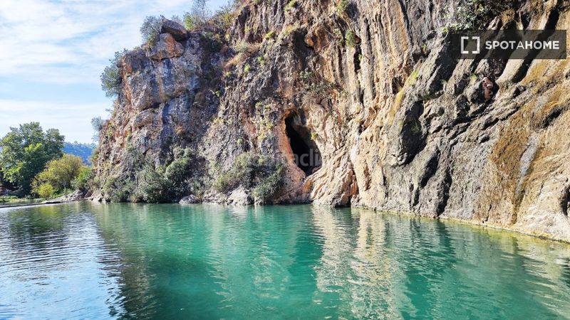 Foto 44076100-c897-4570-a6d3-5bd8f2c6d2b9. Miete etagenwohnung mit heizung in Bolbaite