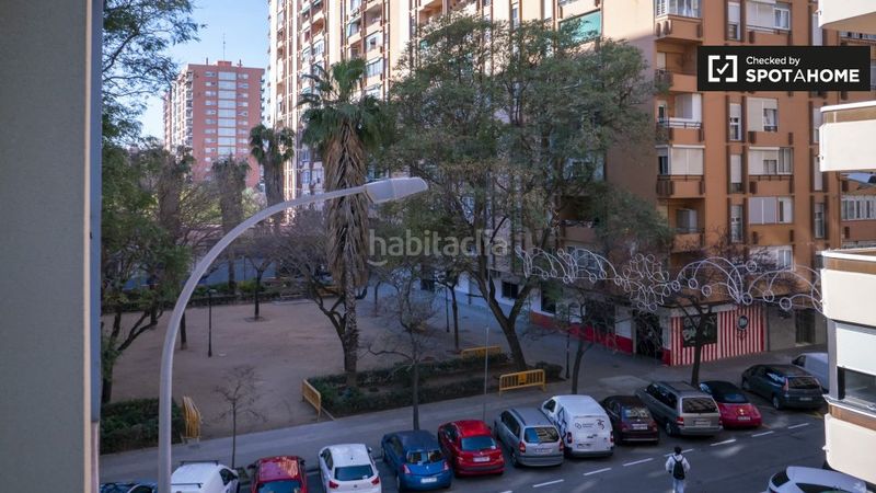 Foto 18d1133f-f041-451a-ba8e-c7d2e579e74c. Lloguer pis amb calefacció a Ciutat Jardí Valencia