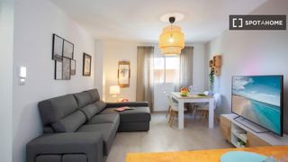 Rent Flat in El Grau. Piso de 3 habitaciones en alquiler en el grau, valencia