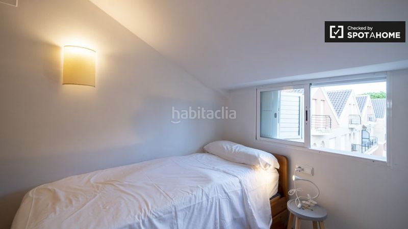 Foto f569b760-0682-4a41-9d63-30e98ebd4a1c. Alquiler piso se alquila piso de 3 dormitorios en urb. corinto, valencia en Sagunt