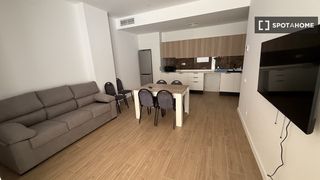 Affitto Appartamento in Nuevo Centro. Piso de 2 habitaciones en alquiler en sagunto, valencia.