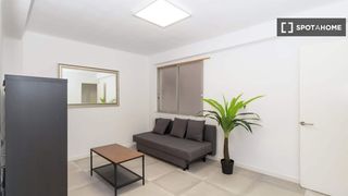 Alquiler Piso en El Cabanyal-El Canyamelar. Piso en alquiler de 2 habitaciones en cabanyalcanyamelar, valenc