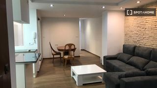 Lloguer Pis a El Cabanyal-El Canyamelar. Piso en alquiler de 3 habitaciones en cabanyalcanyamelar, valenc
