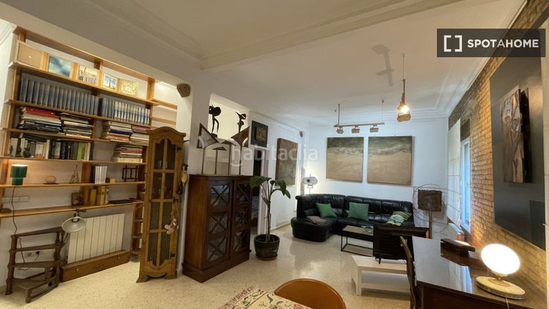 Foto d90fae79-45f5-4e75-b320-23139238e34e. Rent flat with heating in La Seu Valencia