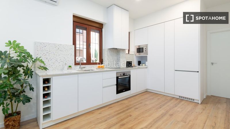 Foto c5450b35-babc-45c7-bd5d-3d323cfab060. Rent flat with heating in El Pilar Valencia