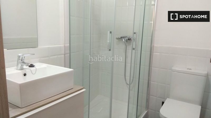 Foto c2d3d772-9727-4f3e-bdbf-d2c82b516556. Rent flat with heating in Russafa Valencia