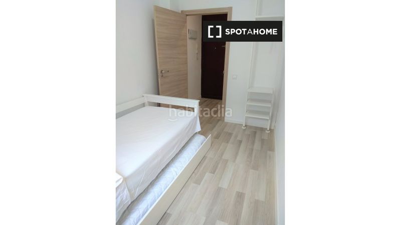 Foto e66a876e-54e2-4abf-b95f-a13e352c1a4d. Rent flat with heating in Russafa Valencia