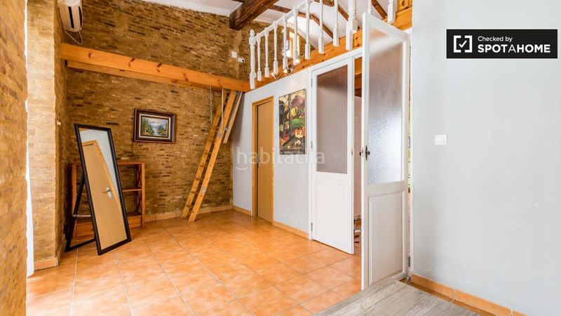 Foto a283f0a2-6c20-4378-a980-d881e0e1bf7a. Rent flat with heating in El Carme Valencia