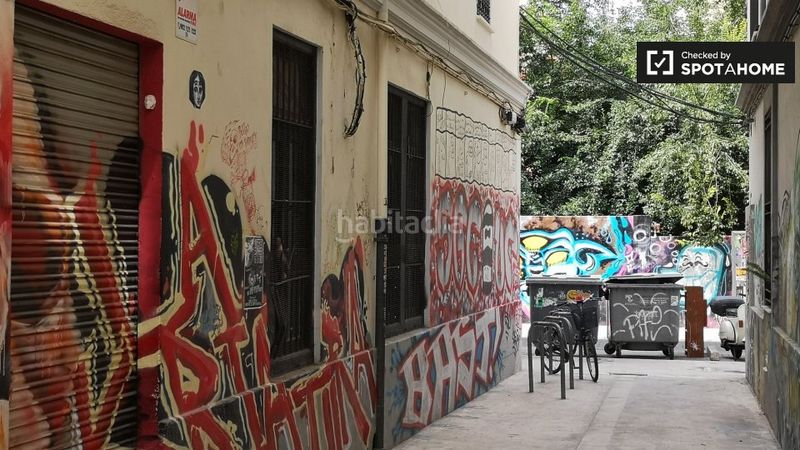 Foto d0a1e574-414d-4cb0-a7fa-3e9d123e3a67. Rent flat with heating in El Carme Valencia