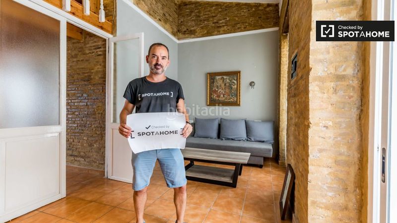 Foto ef7d34e7-a291-49b1-b5c3-7527789990b3. Rent flat with heating in El Carme Valencia