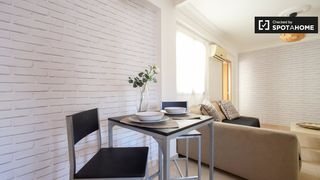 Miete Etagenwohnung in Els Orriols. Piso en alquiler de 3 habitaciones en els orriols, valencia.
