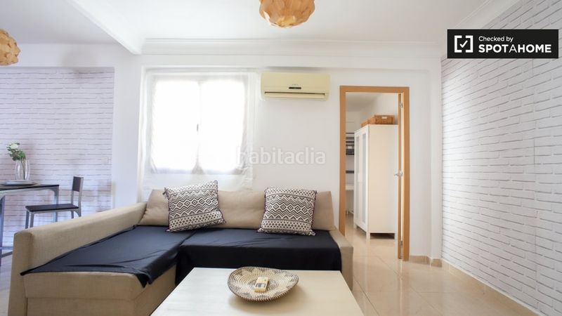 Foto 6c479594-b923-475c-a6e0-0d6b22d79a2d. Rent flat with heating in Els Orriols Valencia