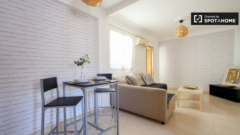 Foto c6dd10c5-7b5f-4080-bc6c-d719f2566b91. Rent flat with heating in Els Orriols Valencia