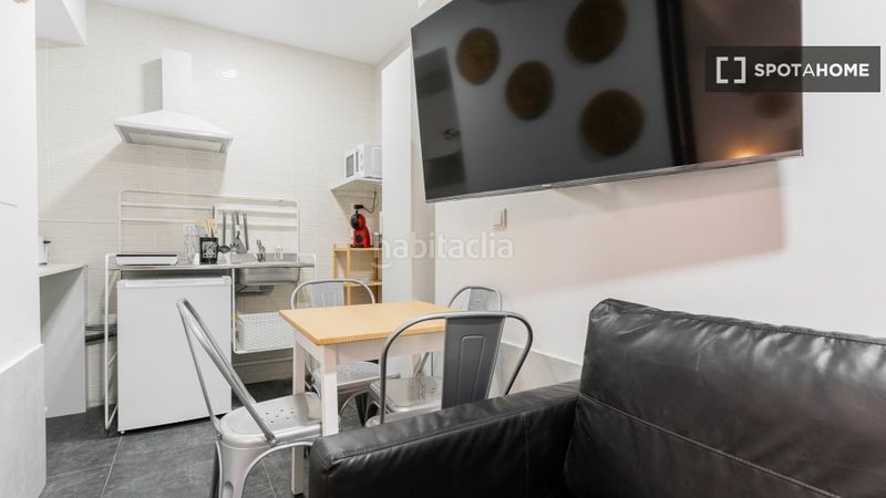 Foto a02b00fa-68fd-4fb1-801b-d520b764859d. Rent flat with heating in Marxalenes Valencia