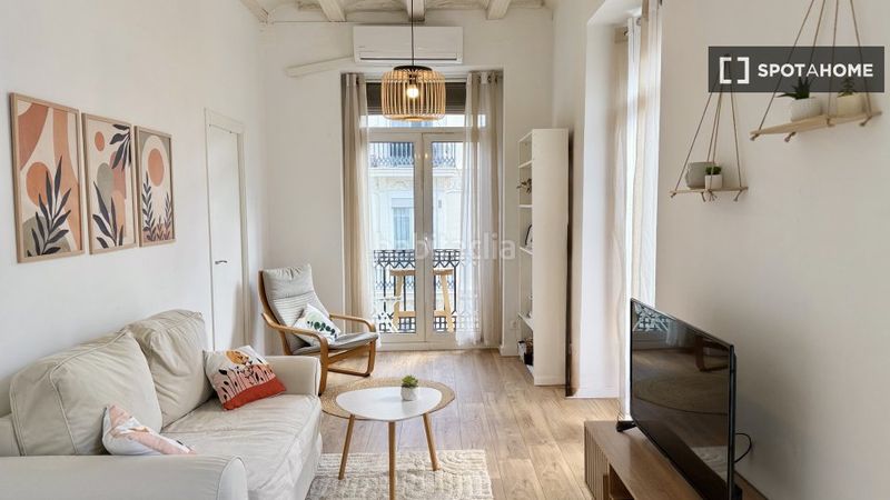 Foto 5c86572a-68d9-414d-8c48-e22aebaf67f7. Rent flat with heating in El Botànic Valencia