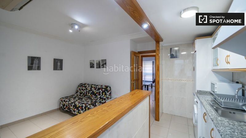 Foto 2129c725-2282-43d6-bd4c-5b3eb4987656. Lloguer pis amb calefacció a Aiora Valencia