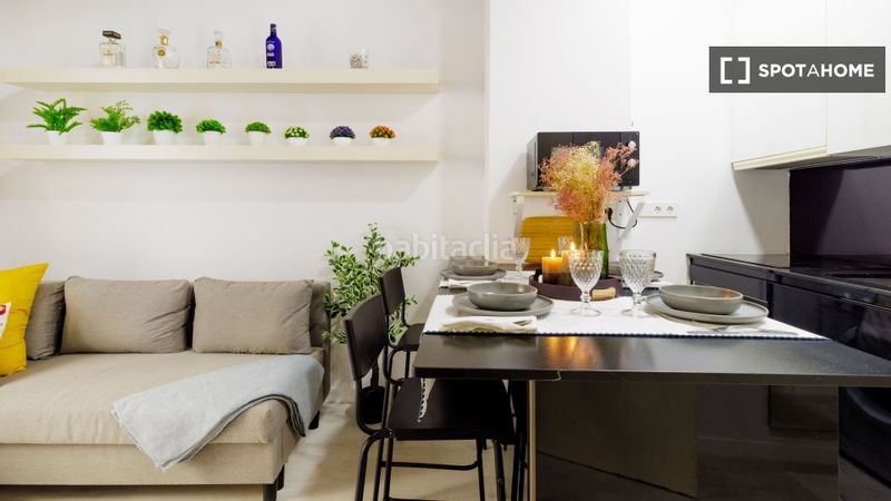 Foto 6860ca01-5c9b-440e-af9d-a324ef3bdc93. Rent flat with heating in La Seu Valencia