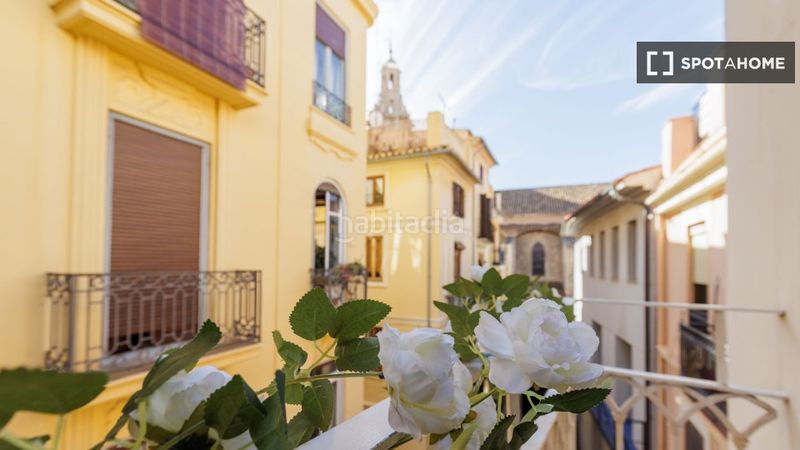 Foto f467db79-882b-4567-bd21-31a2606ce2bd. Rent flat with heating in La Seu Valencia