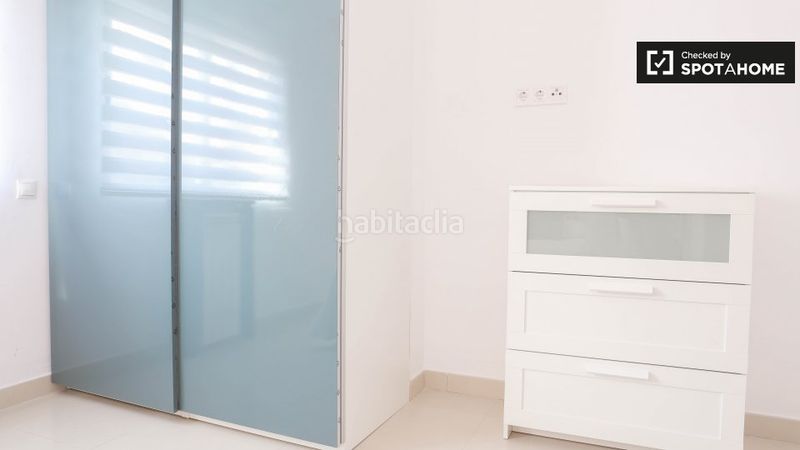 Foto 1d3e14be-be42-4c48-8931-454507e81f39. Lloguer pis amb calefacció a Barrio de Campanar Valencia