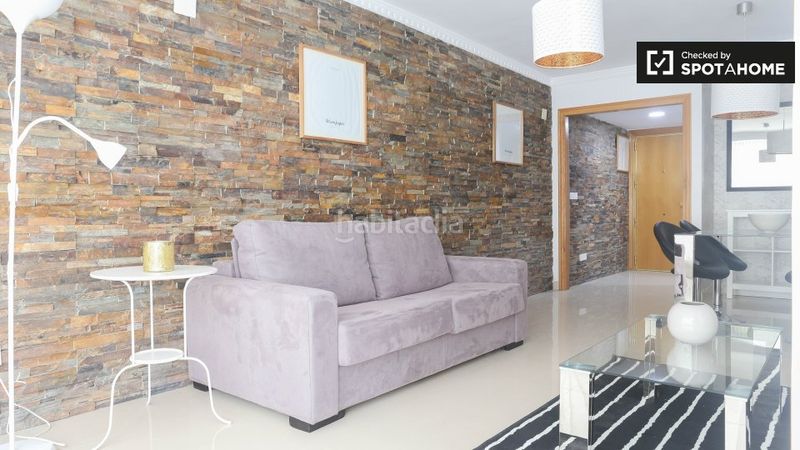 Foto a16cb545-b2ae-4a5a-a2ba-9d0cb366d3b4. Rent flat with heating in Barrio de Campanar Valencia