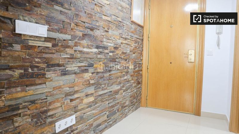 Foto c1d4cd70-5c34-4ee0-886e-51b766f9a476. Rent flat with heating in Barrio de Campanar Valencia