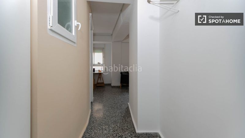 Foto dbc69a30-a8e5-48b5-a190-d97e43b7bb8d. Lloguer pis amb calefacció a La Creu del Grau Valencia