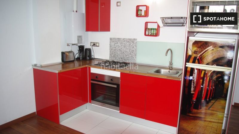 Foto f902dd6e-67aa-4a5d-8bde-ea10cf6e40d2. Lloguer pis amb calefacció a El Carme Valencia