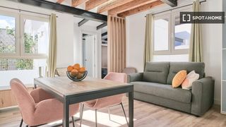 Lloguer Pis a El Pilar. Apartamento de 1 dormitorio en alquiler en el carme, valencia