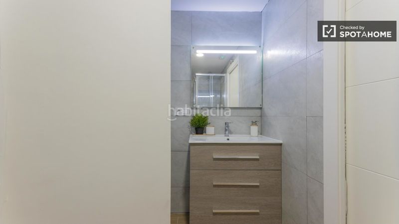 Foto 04dcf4d9-0f1b-44fb-8e7a-2de25fca7313. Rent flat with heating in Aiora Valencia