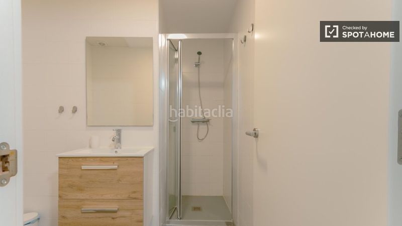 Foto 0401a569-df23-495a-8066-c467b6a3277a. Rent flat with heating in Barrio Benicalap Valencia