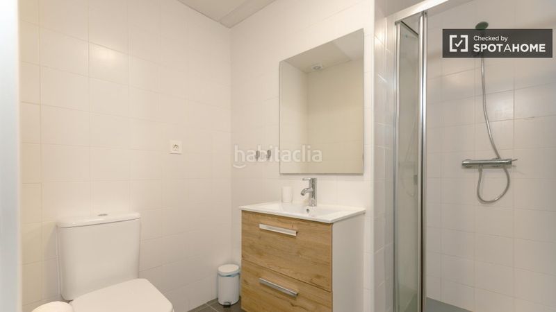 Foto 32e9fac1-b80a-4b12-bb42-87c116cd8a99. Rent flat with heating in Barrio Benicalap Valencia