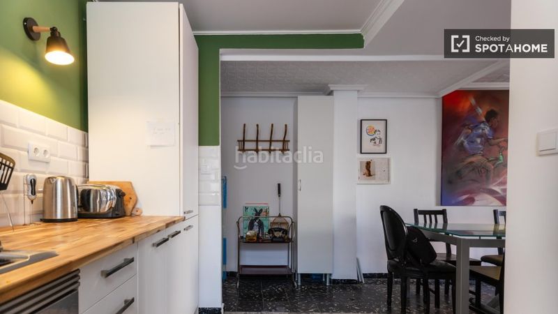 Alquiler Piso  en  El Cabanyal-El Canyamelar. Piso en alquiler de 2 habitaciones en cabanyalcanyamelar