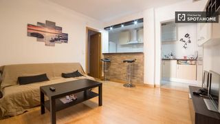 Location Appartement à Malva Rosa. Apartamento reformado de 3 dormitorios en poblats maritims, vale