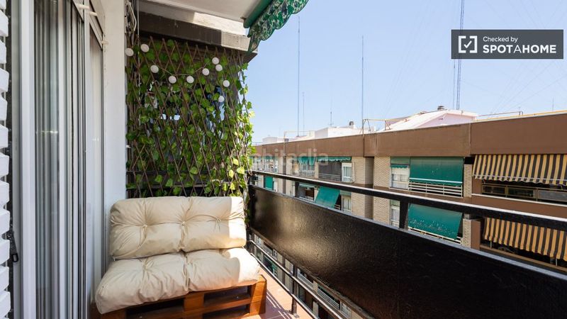 Foto 1cbba4f1-ed90-4e77-b8a6-c999fbe4448f. Rent flat with heating in Aiora Valencia